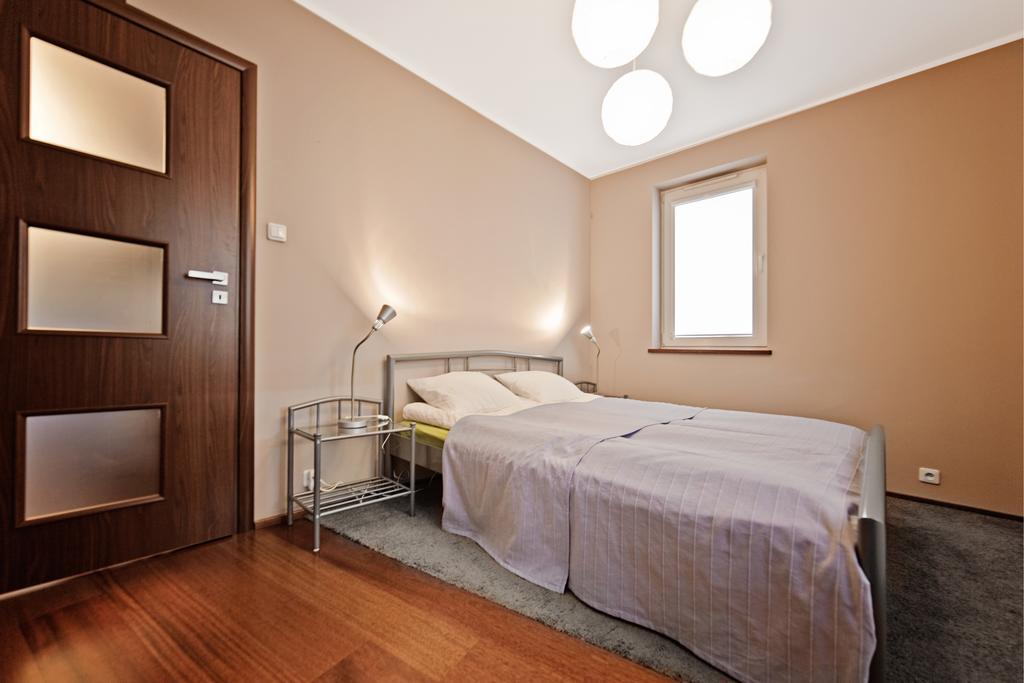 Best Inn Poznan Apartament Wojskowa Δωμάτιο φωτογραφία